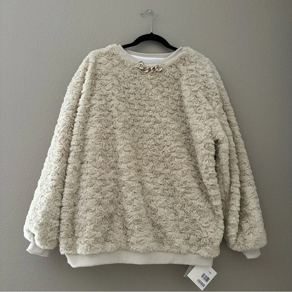 J.ING Fur Sweater with Chain Detail NWT - Picture 1 of 7